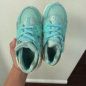 Nike Kids Teal Sneakers